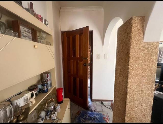 3 BEDROOM HOUSE FOR SALE IN GREENHILLS